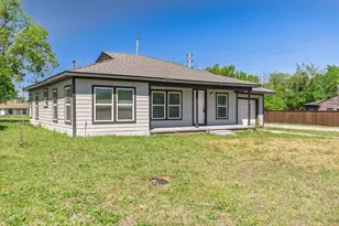 1806 Wellington St, Greenville, TX 75401 - Photo 39