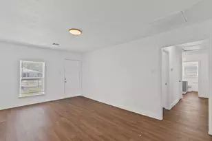 1806 Wellington St, Greenville, TX 75401 - Photo 11