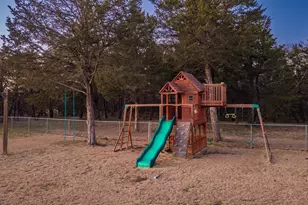 282 Co Rd 2186, Greenville, TX 75402 - Photo 29