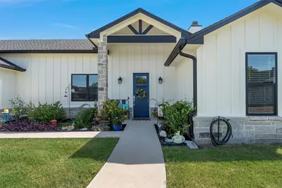 370 Rio Bonito Drive, Robinson, TX 76706 - Photo 3