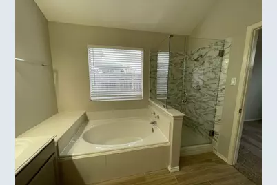 7709 Amsterdam Lane, Arlington, TX 76002 - Photo 9