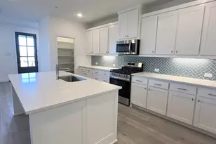 9575 Speaker Dr, Frisco, TX 75035 - Photo 11