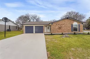 245 E Malone Ave, Crowley, TX 76036 - Photo 37
