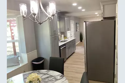 245 E Malone Avenue, Crowley, TX 76036 - Photo 7