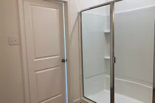 2640 Salado Creek Ln, Glenn Heights, TX 75154 - Photo 15