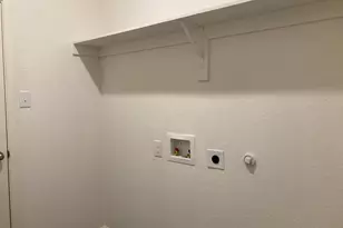 2640 Salado Creek Ln, Glenn Heights, TX 75154 - Photo 9