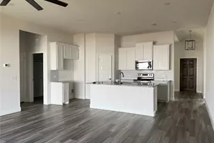 502 W 2nd St, Venus, TX 76033 - Photo 3