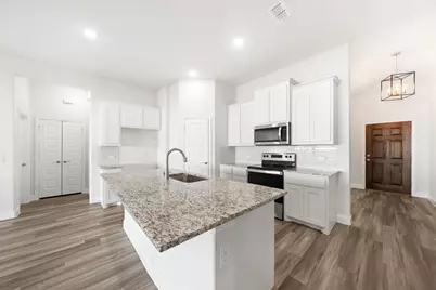 502 W 2nd Street, Venus, TX 76033 - Photo 7