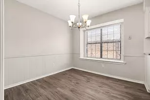 2242 Carmel Dr, Carrollton, TX 75006 - Photo 9