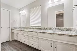 2242 Carmel Dr, Carrollton, TX 75006 - Photo 15