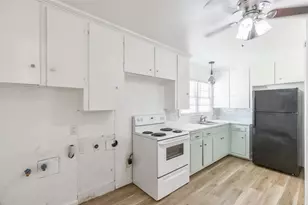 1957 Ballinger St, Abilene, TX 79605 - Photo 9