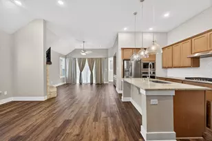 4706 Pin Oak Ct, Aubrey, TX 76227 - Photo 7