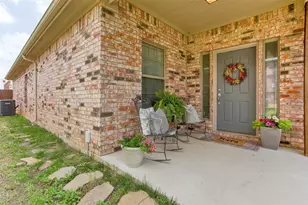 239 Irick Ct, Aubrey, TX 76227 - Photo 3