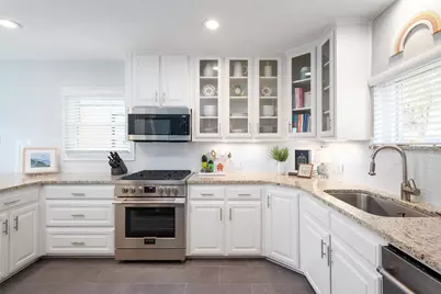 5924 McCommas Boulevard, Dallas, TX 75206 - Photo 15