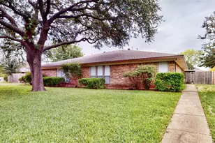 308 Towne House Ln, Richardson, TX 75081 - Photo 1