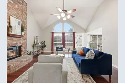 5703 Prescott Drive, Arlington, TX 76018 - Photo 5