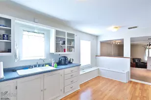 765 E N 11th St, Abilene, TX 79601 - Photo 17