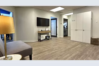 6211 W Northwest Highway #C253 Middle Window, Dallas, TX 75225 - Photo 7