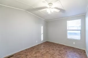 709 Gibson St, Tye, TX 79603 - Photo 11