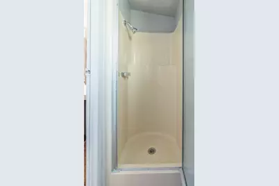 709 Gibson Street, Tye, TX 79603 - Photo 25