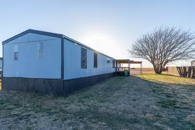 709 Gibson Street, Tye, TX 79603 - Photo 5
