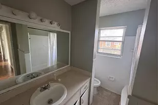 811 Manhattan Dr, Dallas, TX 75217 - Photo 7