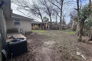 811 Manhattan Dr, Dallas, TX 75217 - Photo 11