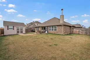 916 Cumberland St, McGregor, TX 76657 - Photo 33