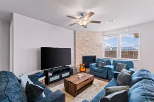 2517 Amistad Ln, Corinth, TX 76210 - Photo 5