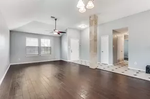 1004 Eagle Dr, DeSoto, TX 75115 - Photo 5