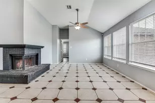 1004 Eagle Dr, DeSoto, TX 75115 - Photo 9