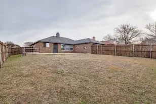 1004 Eagle Dr, DeSoto, TX 75115 - Photo 25