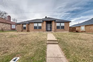 1004 Eagle Dr, DeSoto, TX 75115 - Photo 1