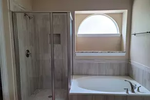 1404 Hummingbird Ct, Crowley, TX 76036 - Photo 7