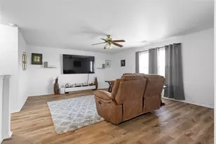 1024 Ridgetop Dr, Justin, TX 76247 - Photo 25