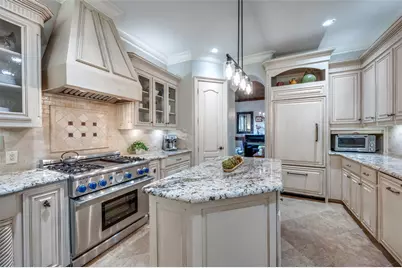 8605 Labron Avenue, Dallas, TX 75209 - Photo 17