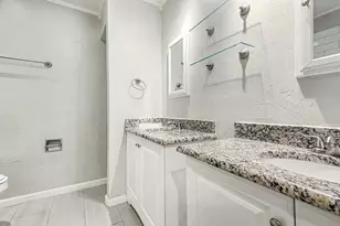 2424 Meadow Creek, Bedford, TX 76021 - Photo 13