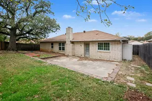 2424 Meadow Creek, Bedford, TX 76021 - Photo 17