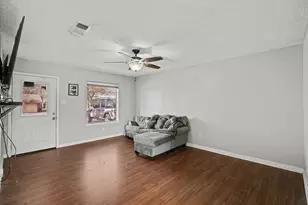 229 Mountain View Dr, Azle, TX 76020 - Photo 9