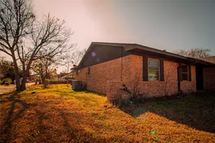 1120 E Wells Ave, Sherman, TX 75090 - Photo 9