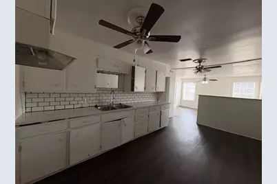 3210 S 5th Street, Abilene, TX 79605 - Photo 3