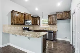 505 W Boyce Ave, Fort Worth, TX 76115 - Photo 7