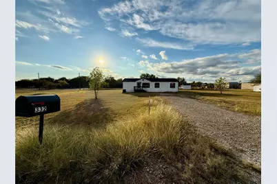 332 Water View Lane, Weatherford, TX 76085 - Photo 1