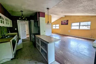 3011 Royal Ln, Dallas, TX 75229 - Photo 5