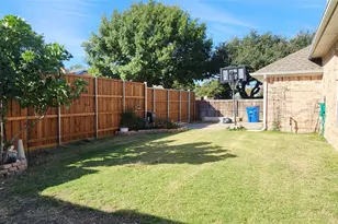 1304 Hillcrest Dr, Allen, TX 75002 - Photo 25