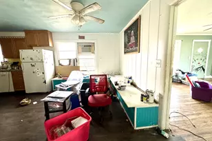 613 W Main St, Crowley, TX 76036 - Photo 15