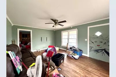 613 W Main Street, Crowley, TX 76036 - Photo 3