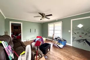 613 W Main St, Crowley, TX 76036 - Photo 3