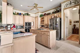 4561 Huntwick Dr, Plano, TX 75024 - Photo 13