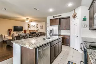 1629 Ridge Creek Ln, Aubrey, TX 76227 - Photo 9